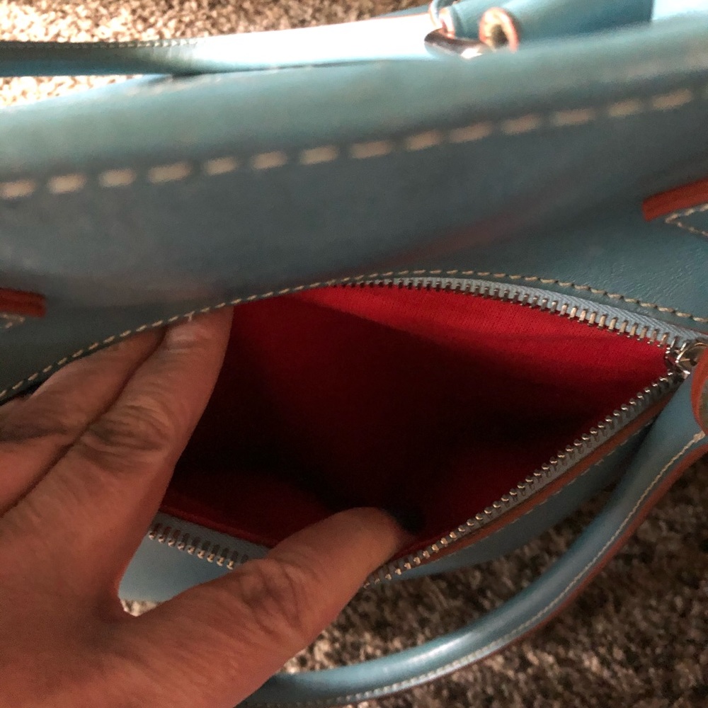 Dooney & Bourke Large Leather Tote/Computer Bag - Picture 3 of 7